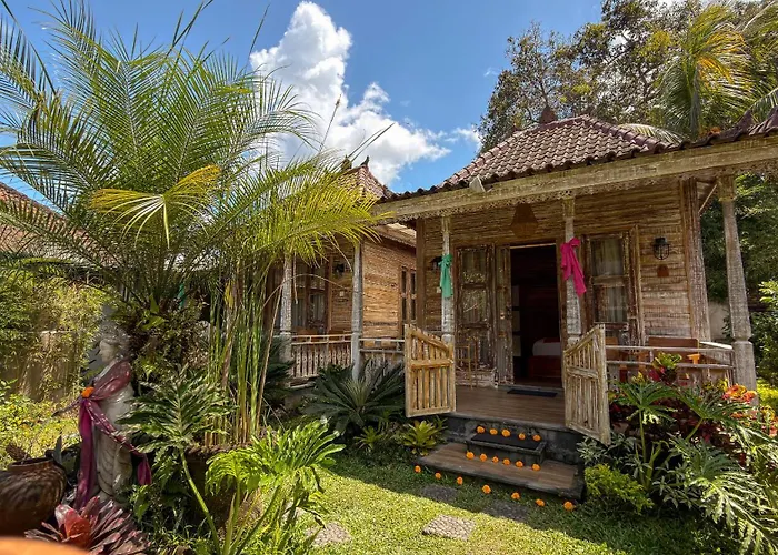 Bongkasa Near Real Bali Swing By Eco Tradi カントリーハウス ウブド